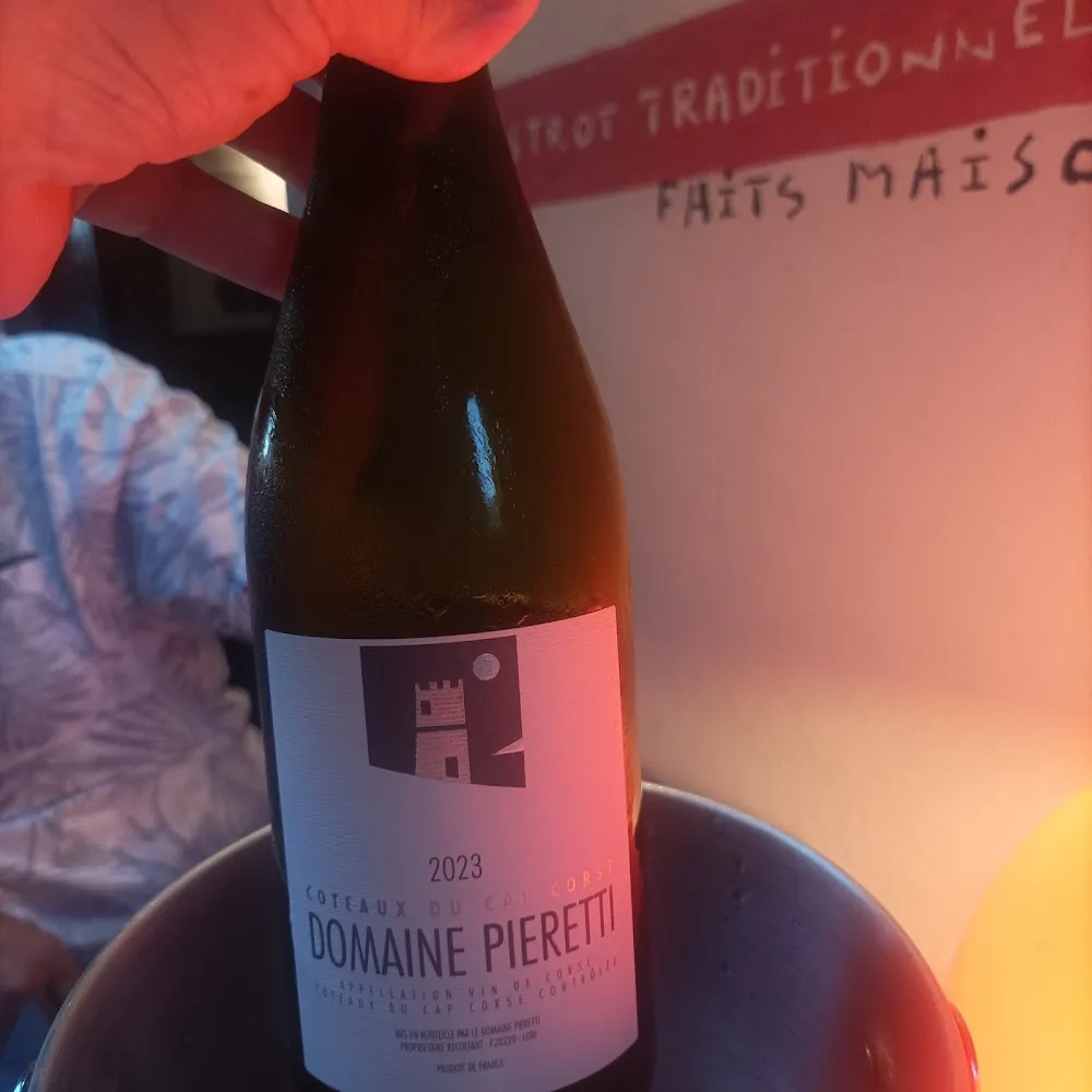 Vin Blanc Pieretti